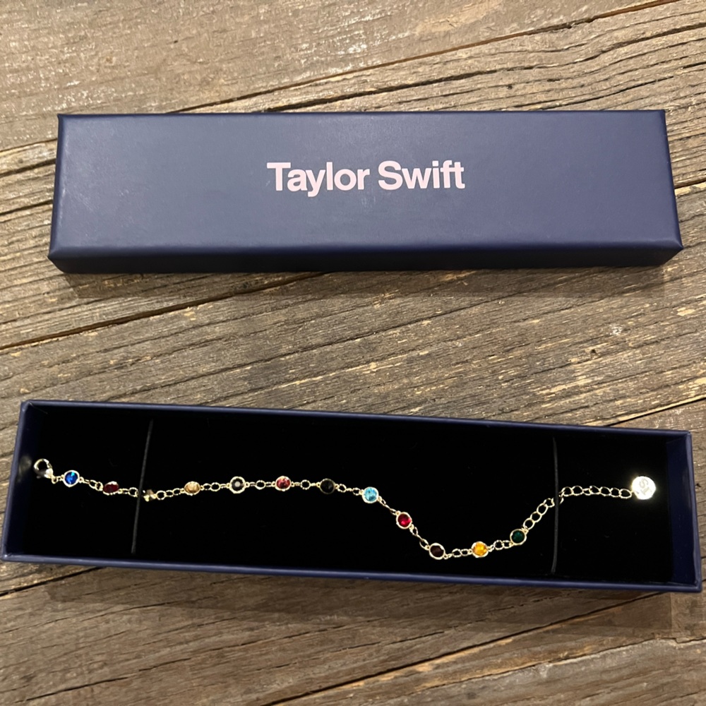Bejeweled Bracelet from Taylor Swift Eras Tour. Official midnights merch. NIB ✨